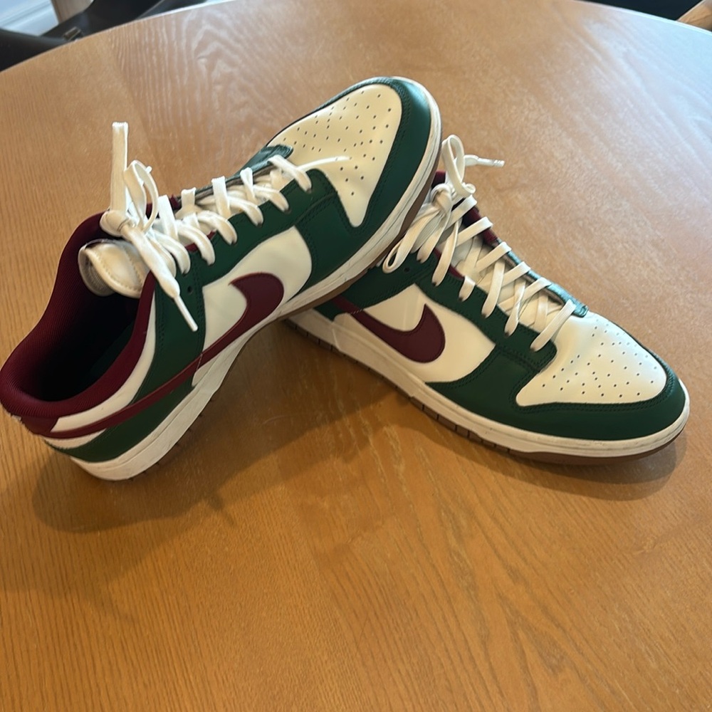 Nike Dunk Low - Gorge Green